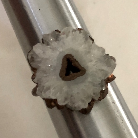 Quartz Slice Ring - Picture 1 of 4